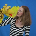 Sukey_giraffe_ntsc